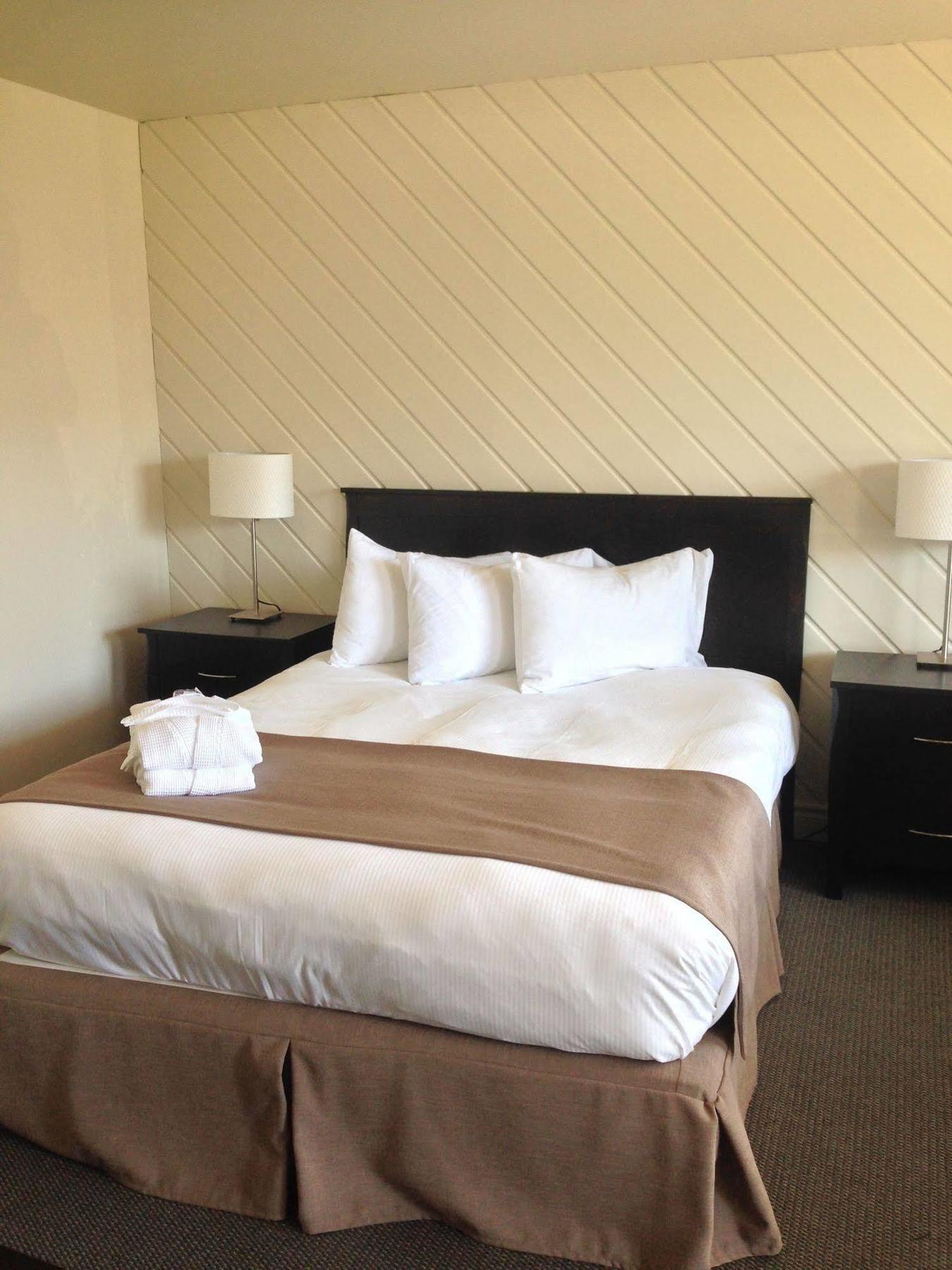 Hotel Les Trois Soeurs Perce Ngoại thất bức ảnh